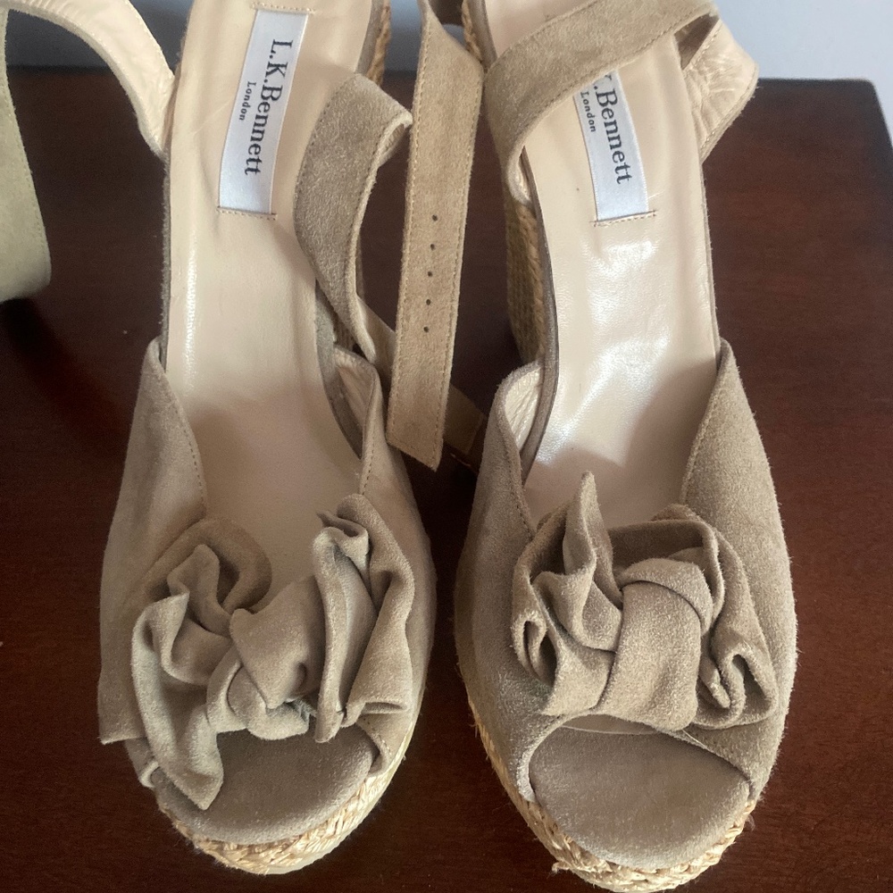 Women’s LK Bennett peep toe espadrille size 39